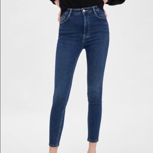 (SOLD) Zara High Rise Slim Fit